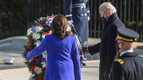 arlington wreath laying|WATCH: Biden and Harris families lay wreath at Arlington .